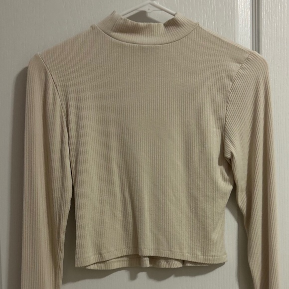 Dynamite Daria Underbust Mock Neck Top - Picture 3 of 3